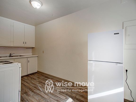 4th image of 2607 E 20th St