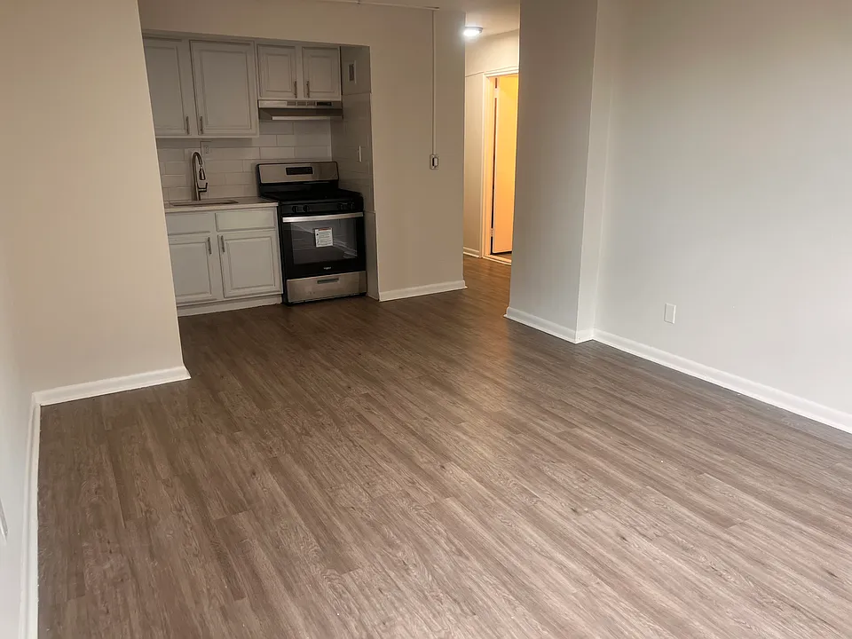 109 Washington St #7