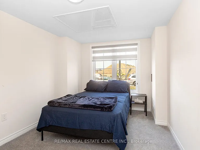 353 Inspire Blvd — Photo 25