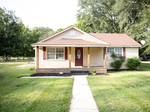 171 Moore St, Summerville, GA 30747