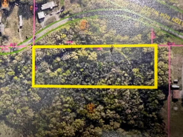 1 Restivo Ave, West Frankfort, IL 62896