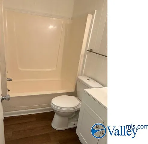 4101 McVay St SW #5 — Photo 9