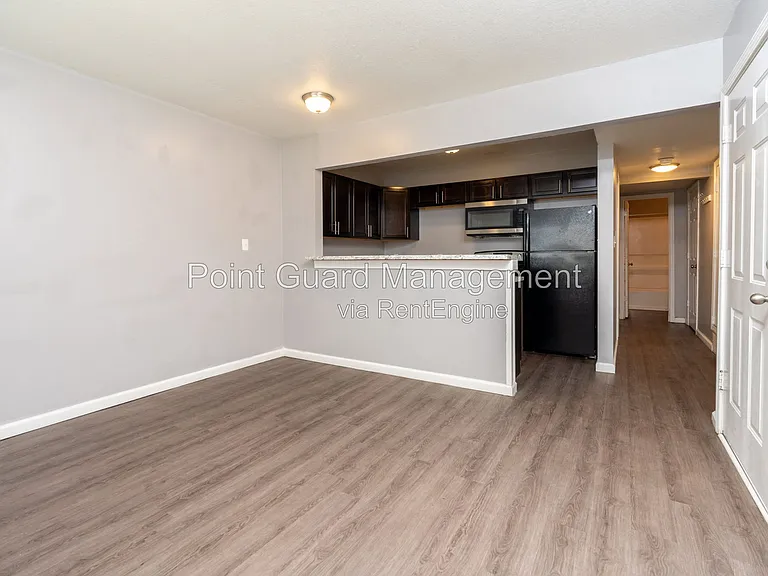 2110 E 16th St N #101 — Photo 1