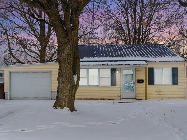 611 E Randolph St, Angola, IN 46703