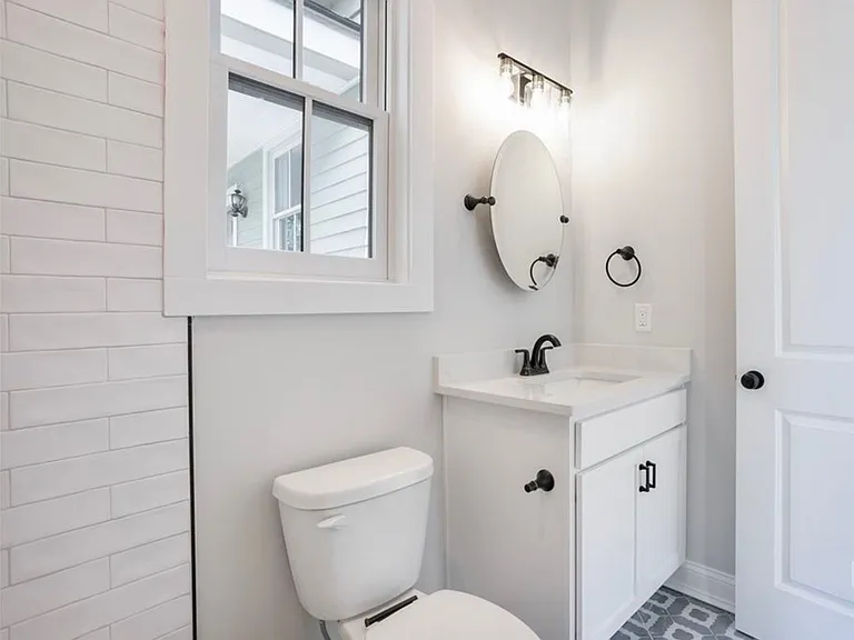 1718 Barnard St #1718 — Photo 58