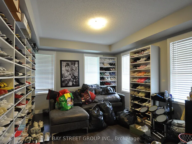 265 Ellen Davidson Dr #5 — Photo 13