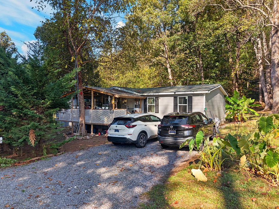 1st image of 4221 Lindsey Gap Rd