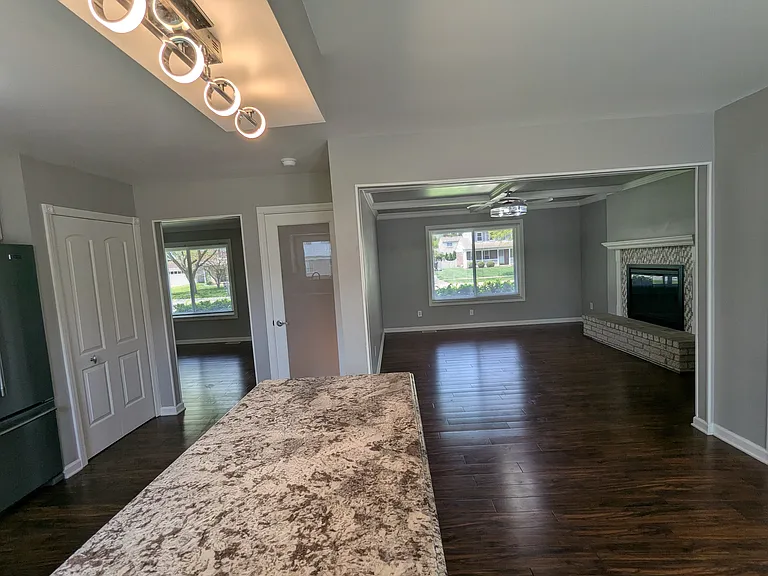 12942 Montbatten Ct — Photo 5