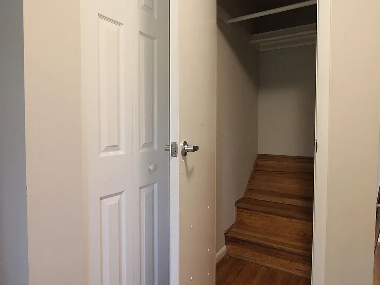 6211 Duntley Ct — Photo 29