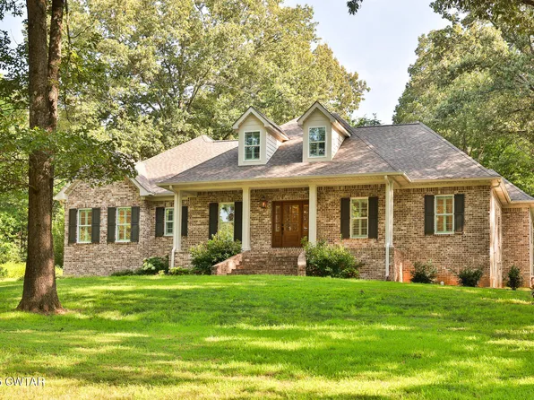 137 Doe Dr, Martin, TN 38237