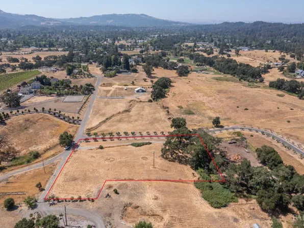 1635 Baird Road, Santa Rosa, CA 95409