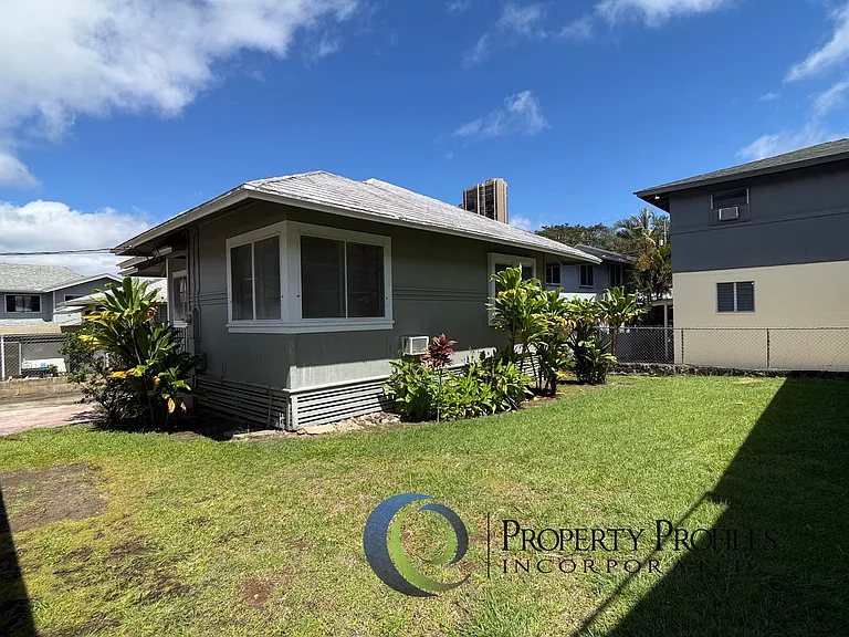 2158 Kanealii Ave — Photo 12