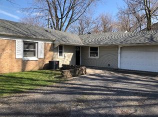 184 N Pinecrest Rd, Bolingbrook, IL 60440