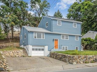 422 Waverley Oaks Rd, Waltham, MA 02452