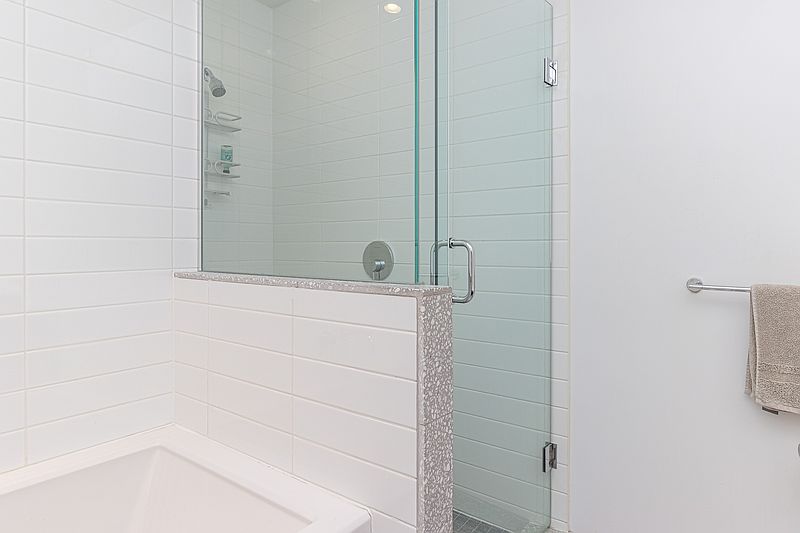Victoria Apartment for rent - 2 Bedrooms — photo 27