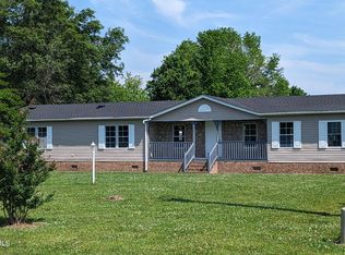 87 Adams Swamp Rd, Corapeake, NC 27926