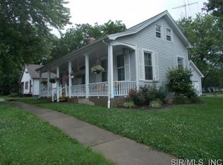 1511 Fairfax St, Carlyle, IL