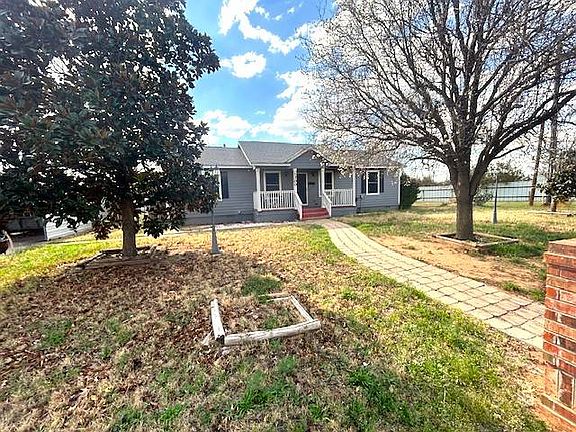 3rd image of 1300 Cleburne St