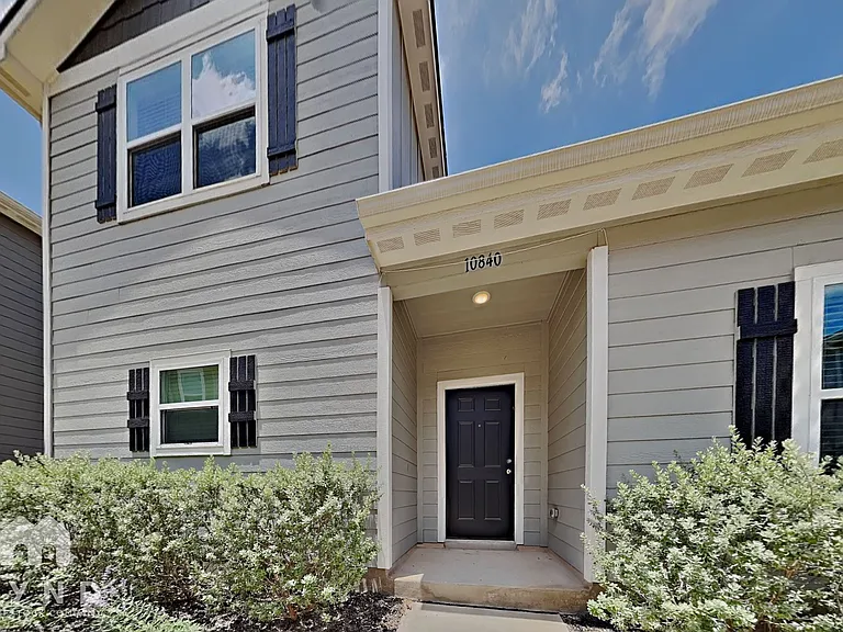 10840 Emerick St — Photo 1