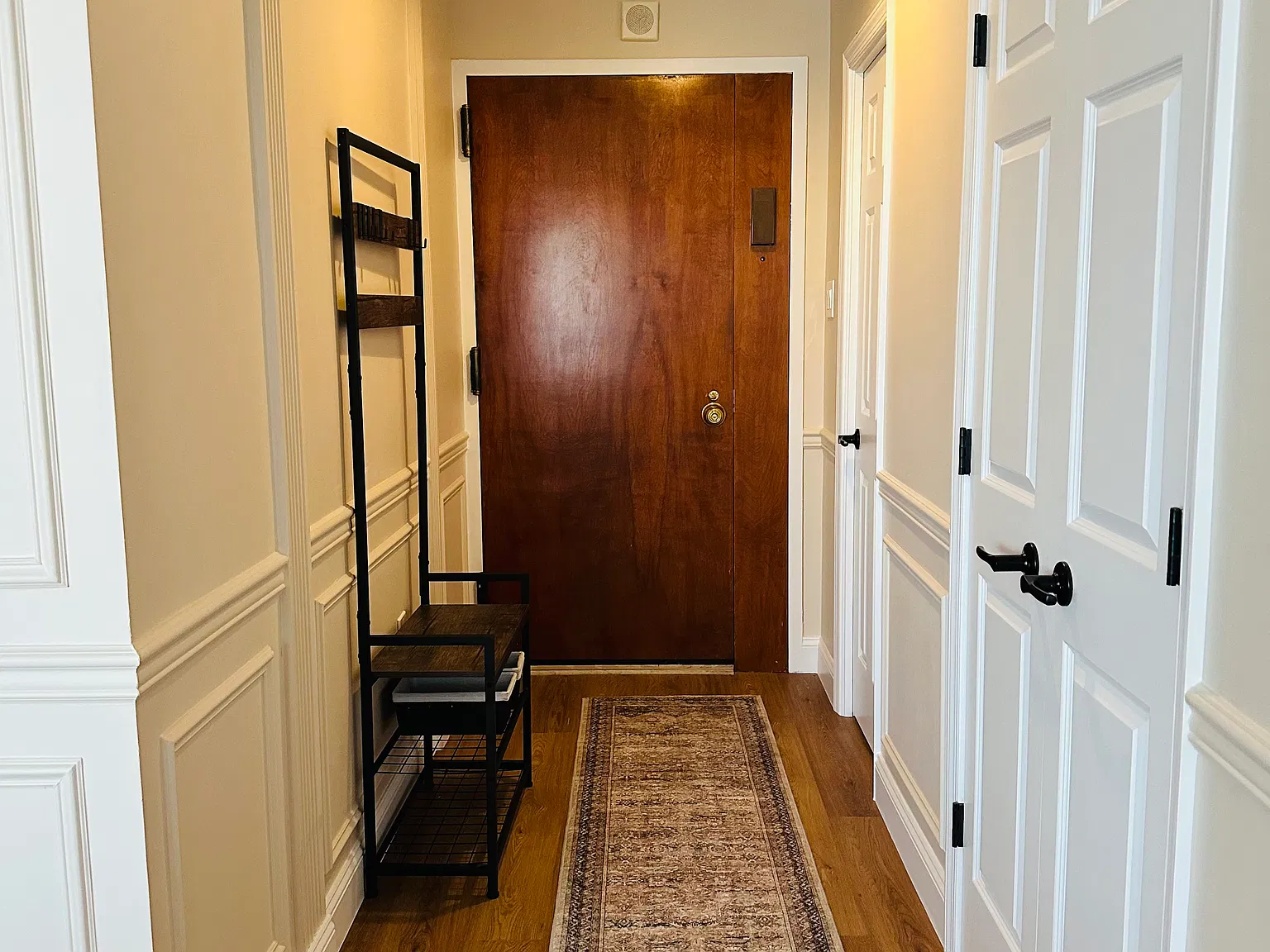 Old Town 2 Bed Condo, Private Balcony, Utilities Included | $4,800 | Available Now! — Photo 2