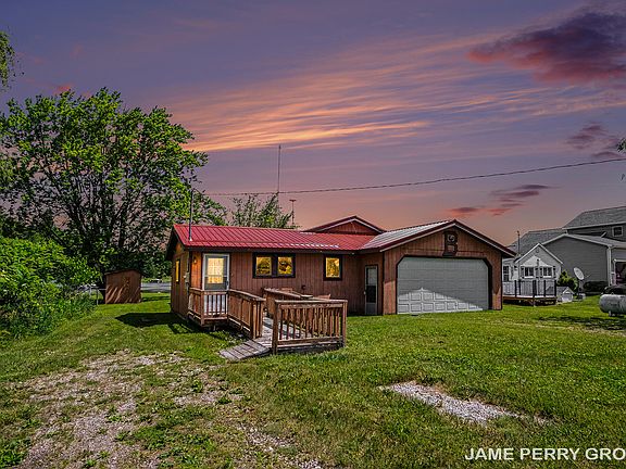2nd image of 3357 Flint Dr