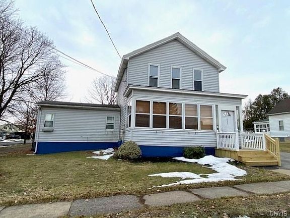 2nd image of 1027 Tilden Ave