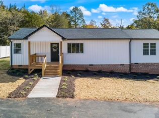 3760 Meadowbrook Dr, Trinity, NC 27370