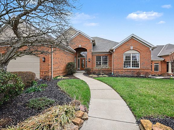 3rd image of 909 Riva Ridge Ln