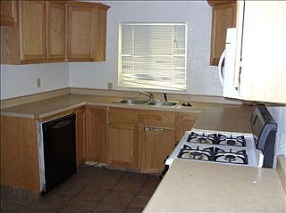 3rd image of 5728 Rosario Blvd