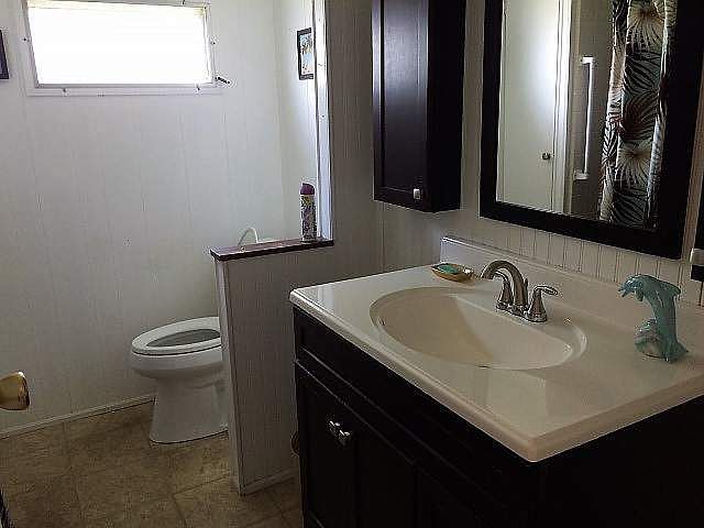 1st image of 2842 Vine Ln
