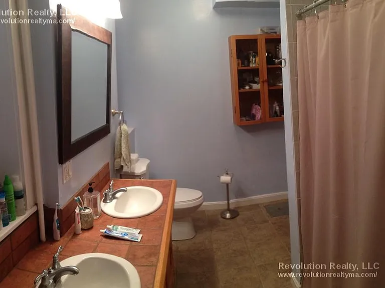 5 Colliston Rd #B — Photo 5