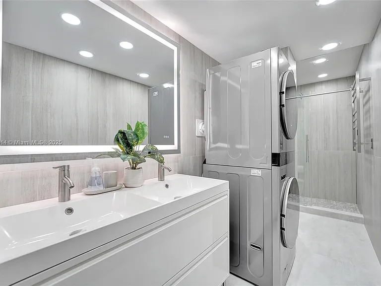 4001 S Ocean Dr #16P — Photo 39