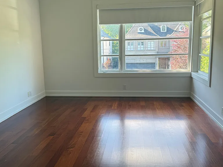 158 Munro Blvd — Photo 9