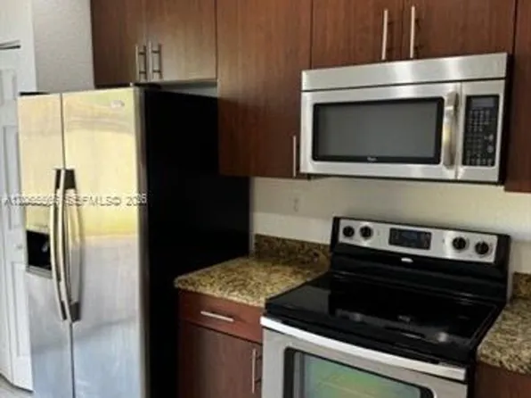 4017 SW 149th Ct #Townhouse 4017, Miami, FL 33185