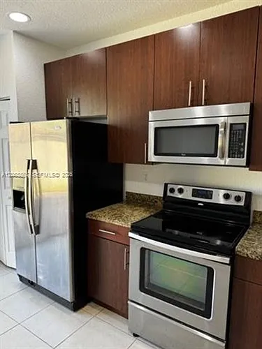 4017 SW 149th Ct #Townhouse 4017 Photo 1