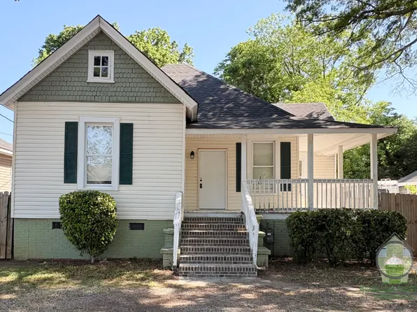520 Perry Ave, Greenville, SC 29611