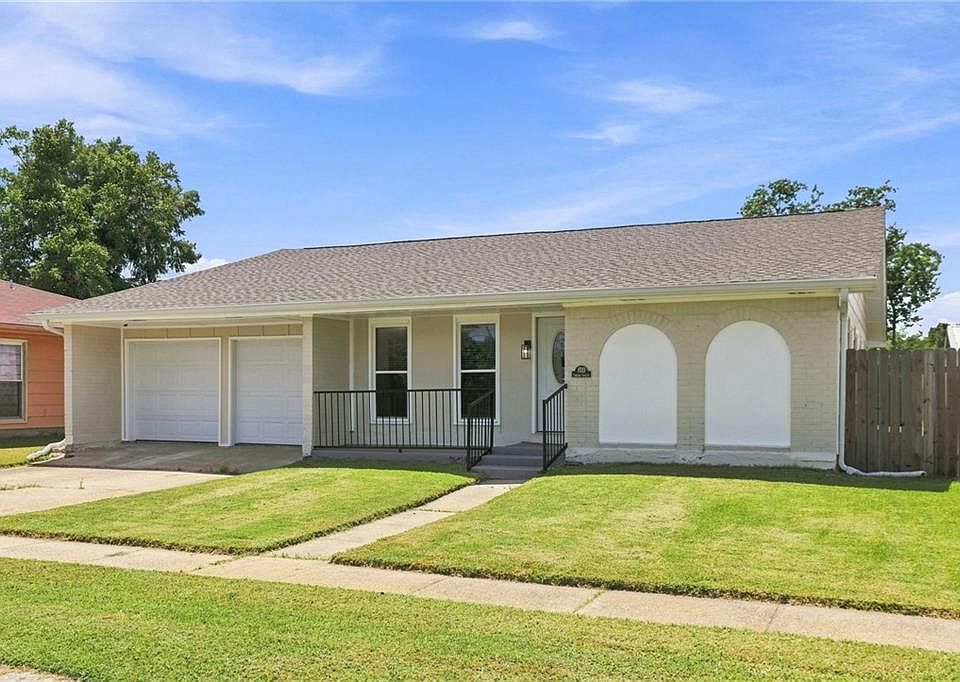 1st image of 810 Sheree Lyn Ct