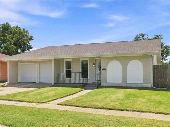 810 Sheree Lyn Ct, Gretna, LA 70056