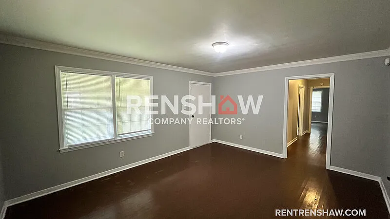 4 bed, 2.0 bath, 1128 sqft, $1,395 — Photo 2