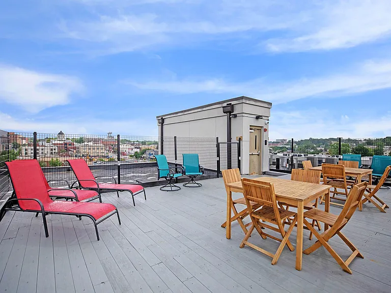 Midtown Lofts — Photo 10