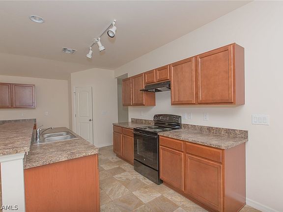 5th image of 1708 NE Juanita Place Cpe
