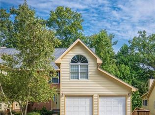 9 Hamilton Pl, Charleston, WV 25314