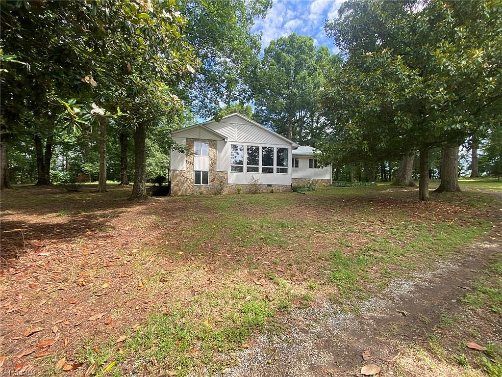 2431 Pisgah Church Rd, Kernersville, NC 27284 MLS 1110124 Zillow