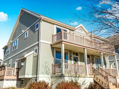 1046 Stonehaven Drive, Sun Prairie, WI, 53590