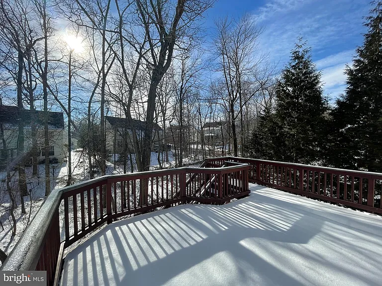 21330 Meadow Field Ct — Photo 15