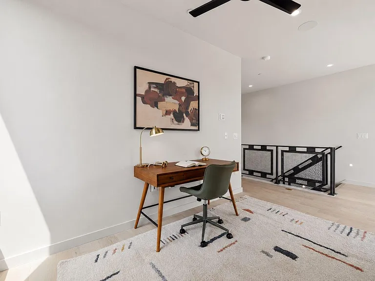 1403 Barton Hills Dr #3 — Photo 6