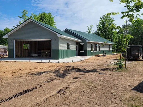 285 Cayo Dr, Buckley, MI 49620