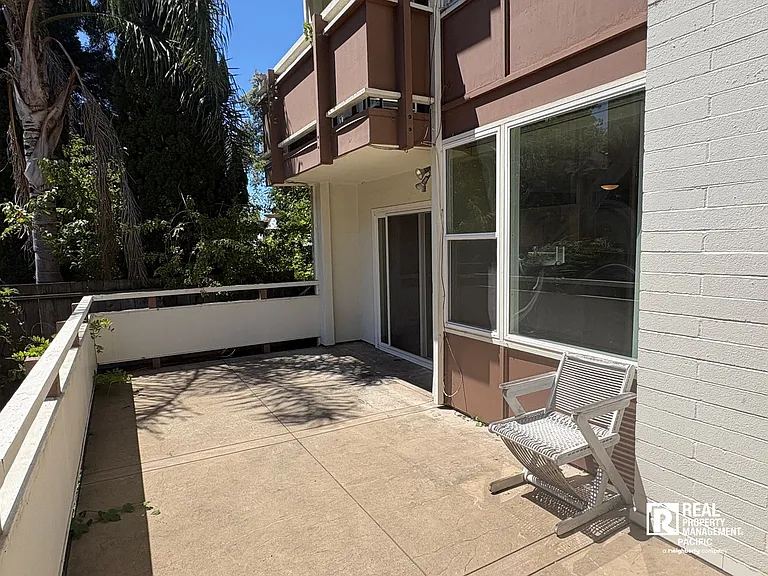 2601 College Ave #111 — Photo 16