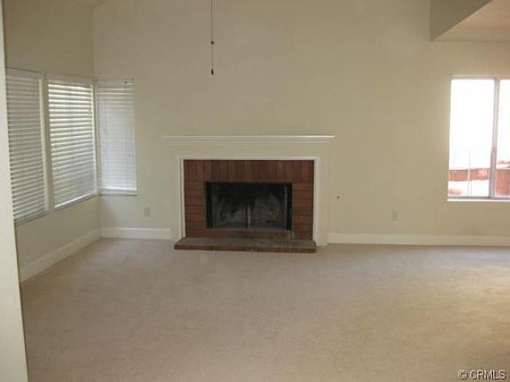 Fireplace_living room