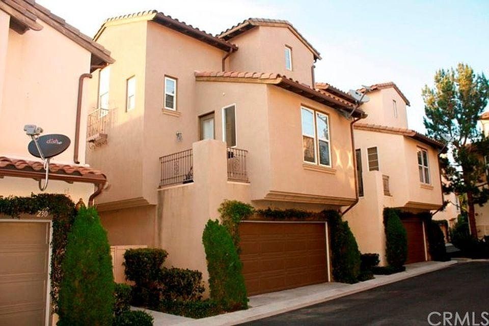 Rear Garage Parking